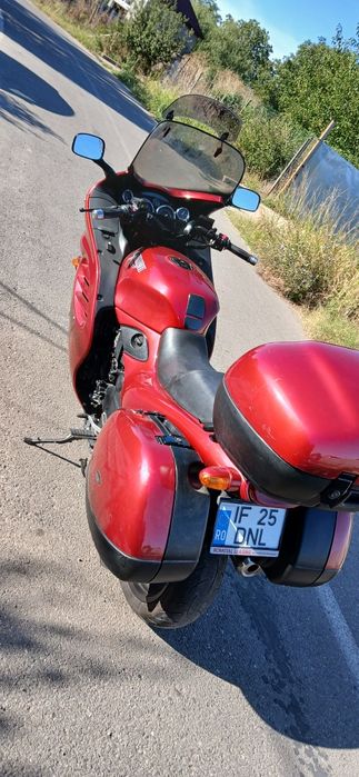 Motocicleta Triumph drophy 1200cc pt cunoscatori ACCEPT VATIANTE AUTO!