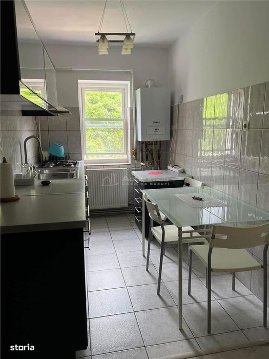 Apartament 3 camere de inchiriat – ultracentral, complet mobilat si ut