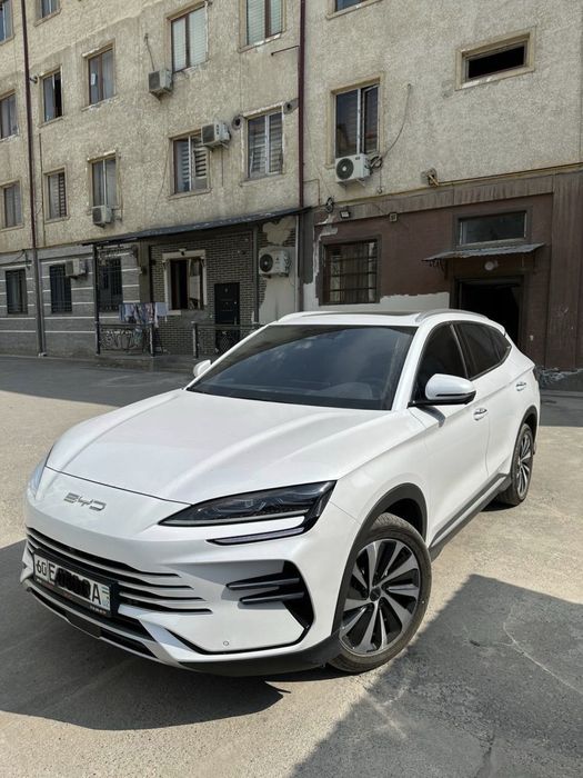 Автомобиль BYD Song plus Uzpride 110 gybrid