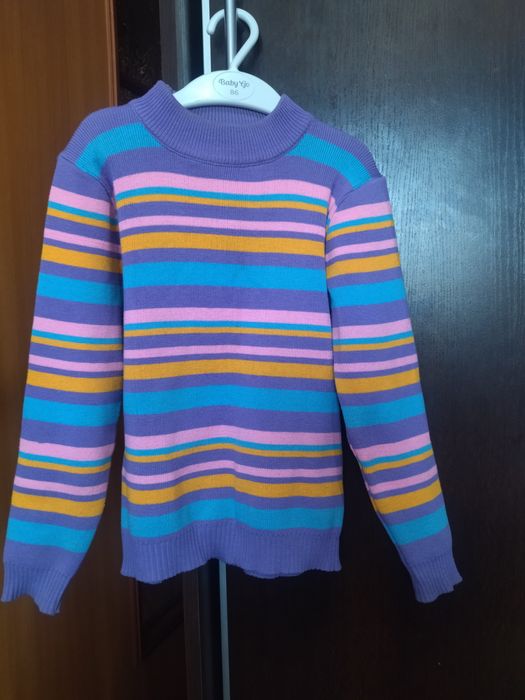 Продам детские вещи на 6 -7 лет .