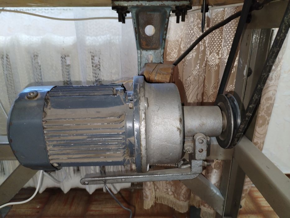 Продам машинку 22 класс