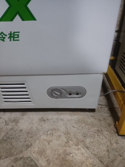 Продам 2 морозильника xing