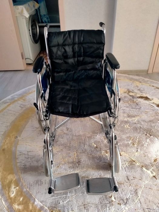 Инвалидная коляска