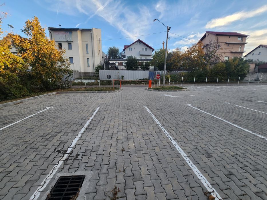 Locuri parcare de închiriat – zona CEZ Pitești