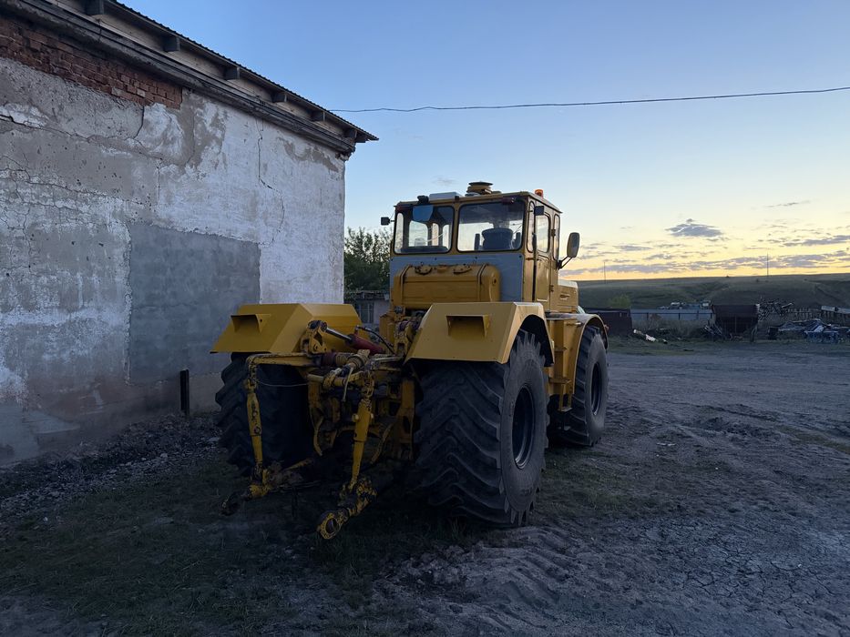 Продам кировец К-700