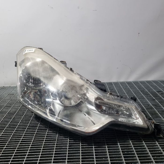 Far Dreapta Citroen C - Crosser 2007 - 2012 SUV 4 Usi (1364) Cu lupă