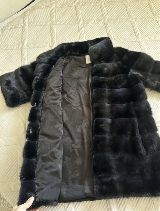 Шуба норковая 70,000