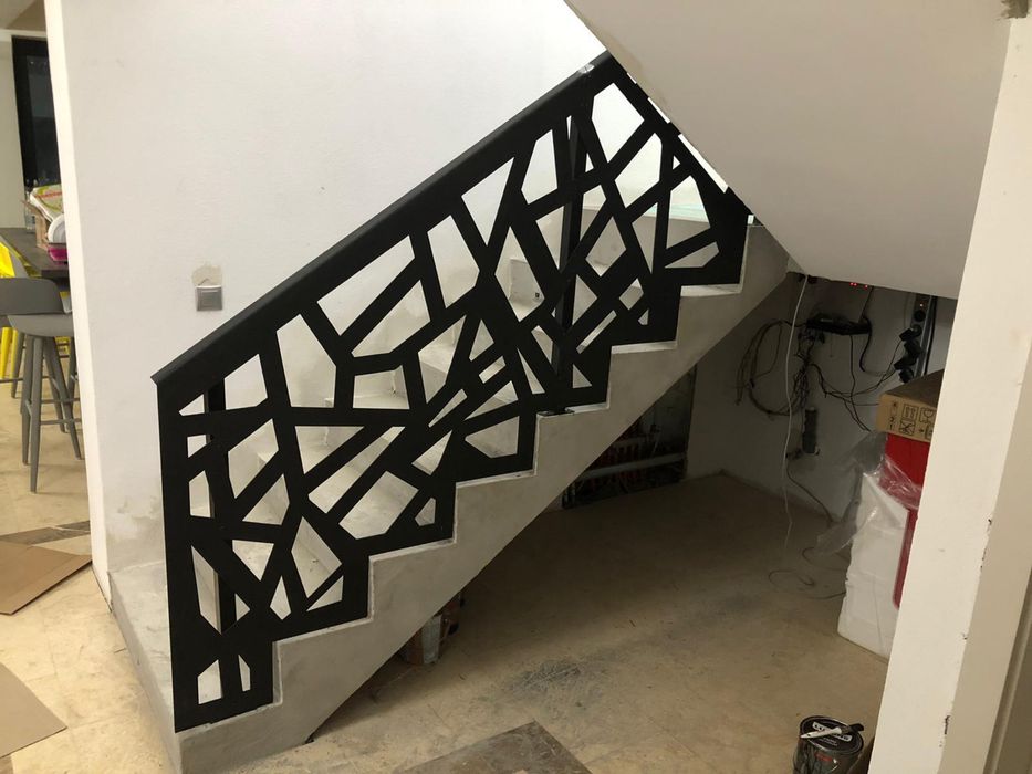 Porti / Garduri / Balcoane / Balustrade / Tabla