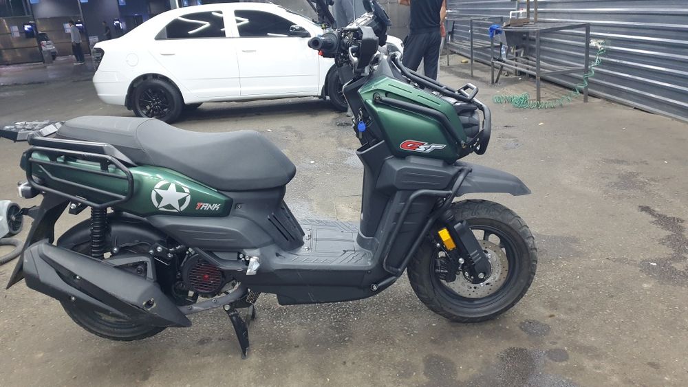 Skuter GST tank sotiladi xolati ideal yangi