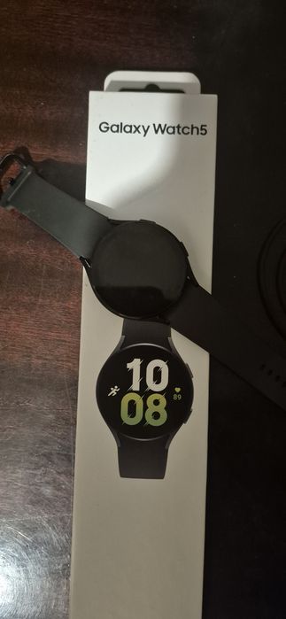 Samsung Galaxy watch 5 44mm LTE