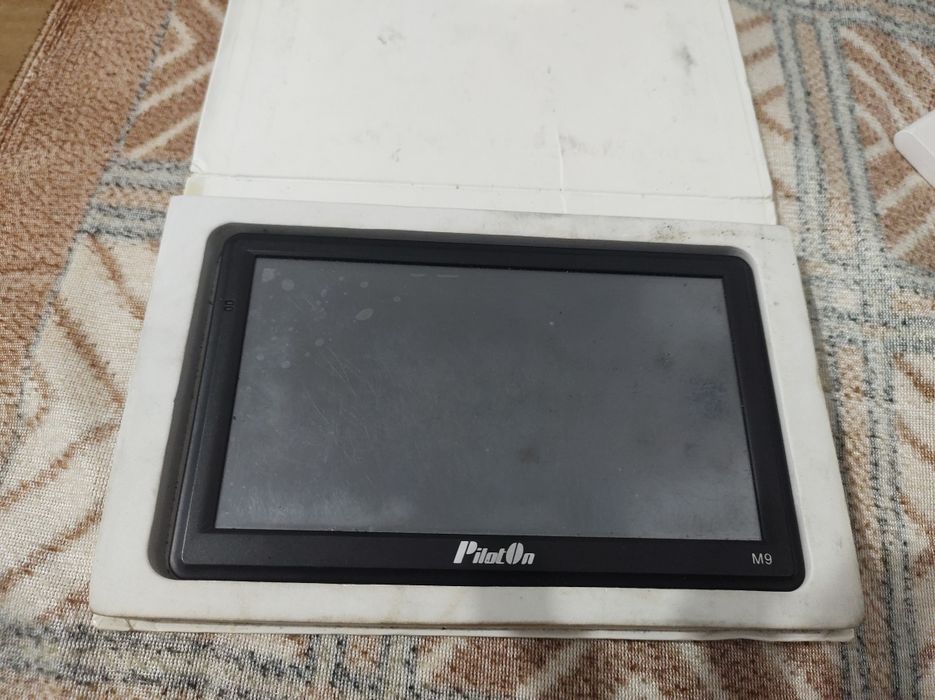 Sistem de navigație GPS pilot on plus9