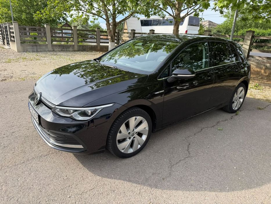 Volkswagen Golf VW Golf Style 1.5 TSI, 130 CP/96KW, Negru (deep black pearlescent)