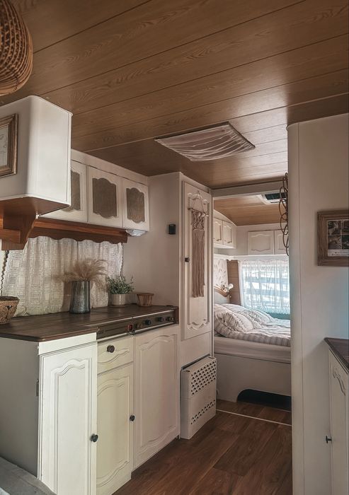 Каравана под наем Бохемия, къмпинг Градина