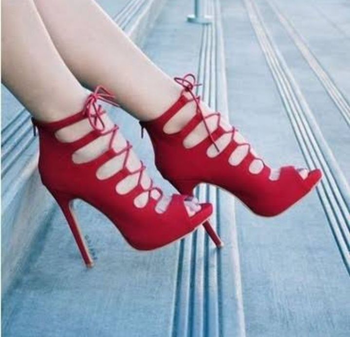 Туфли с закрытым носком