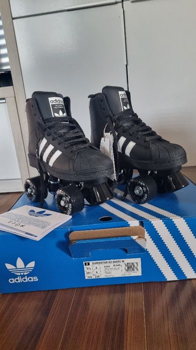 Role noi Adidas Superstar Skate, model clasic