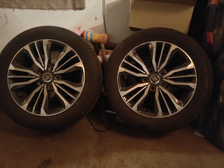 Продам диски с резиной R17