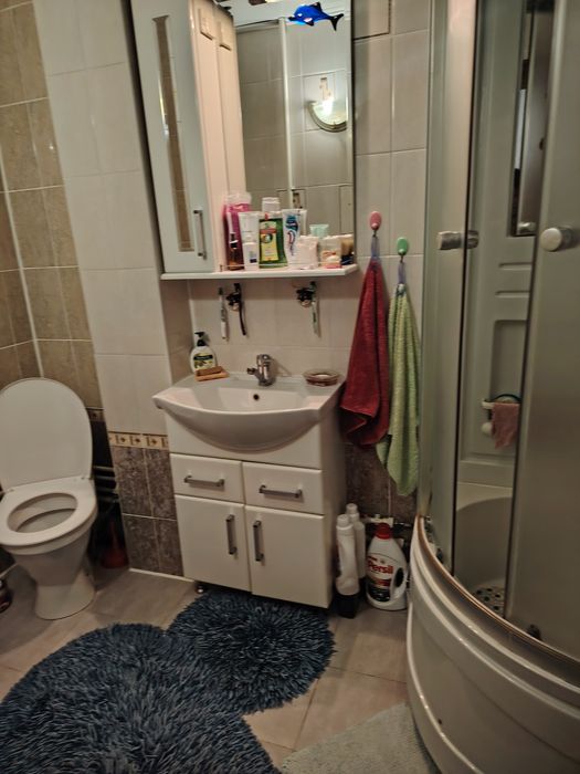 Продам 3ком нов план в районе Бензостроя