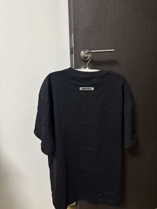 Tricou Essentials Negru – Mărimea L, Nou cu Etichetă