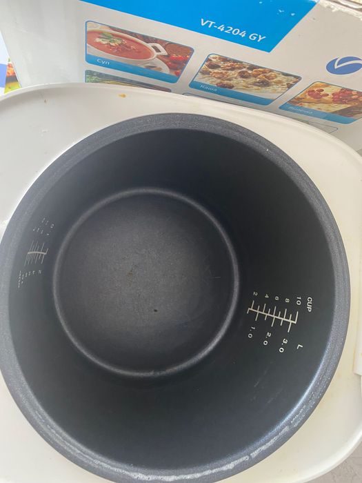 Продам мультиварку в норм состоянии