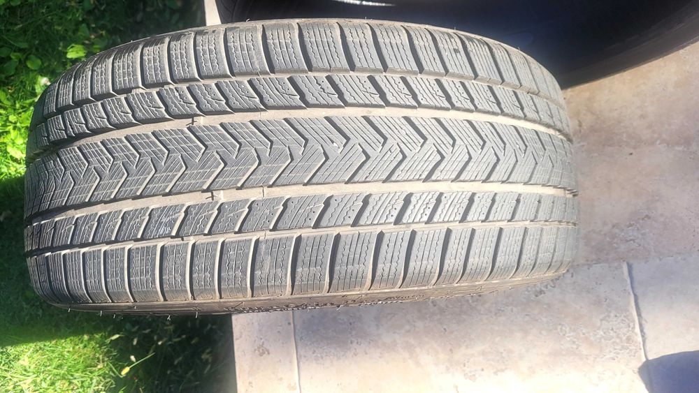 Anvelope iarna 225/40/R19 DOT3523