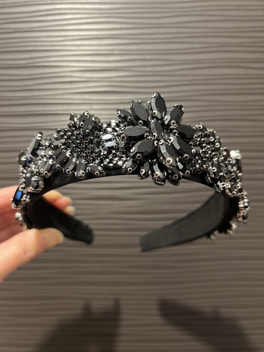 Красива диадема с  кристали
