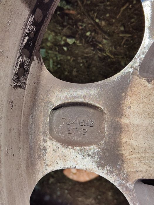 Джанти с зимни гуми 5х112 16"