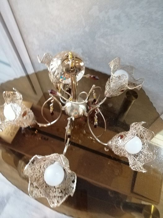 Люстра пяти рожковая