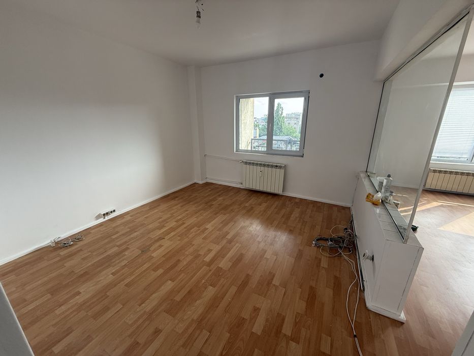 Inchiriere 3 camere Alba Iulia, Decebal, Burebista ideal pentru sediu firma