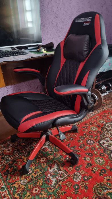 Kreslo sotiladi yangi