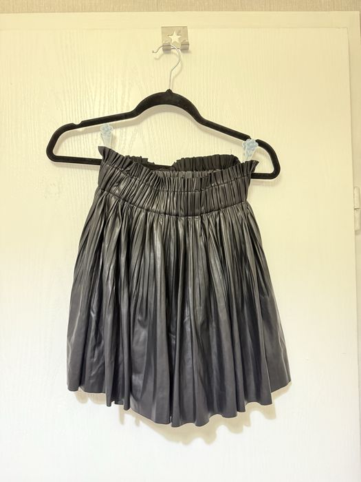 Кожена пола Zara