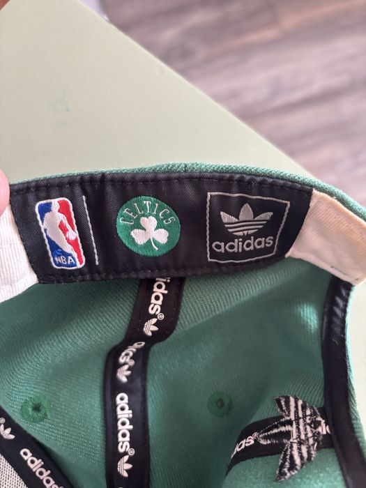 Adidas - оригинална шапка на BOSTON CELTICS