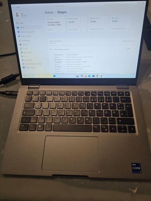 Laptop Dell 5330, i7-1265U, ram 16gb, ssd 256gb