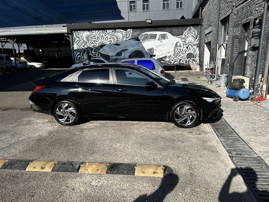 Hyundai. Elantra.  Sotiladi