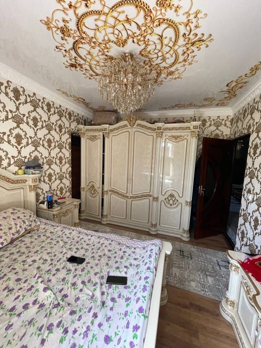 Продается квартира 4х4х4