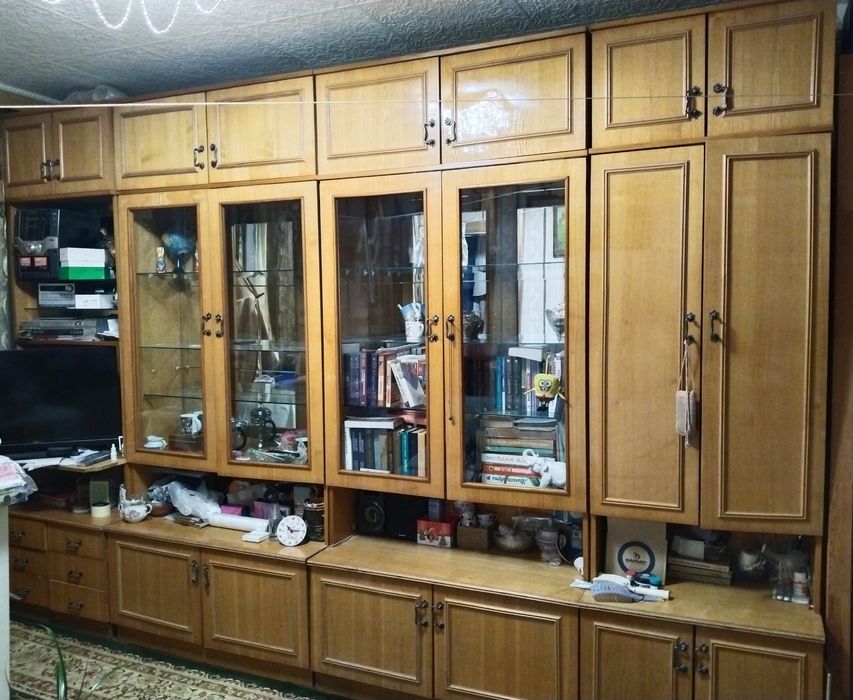 Продам стенку (самовывоз)