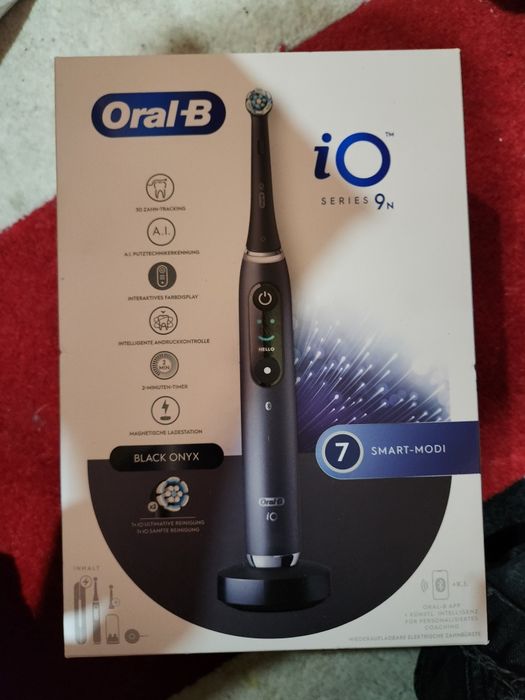 Periuta dinti oral b io9