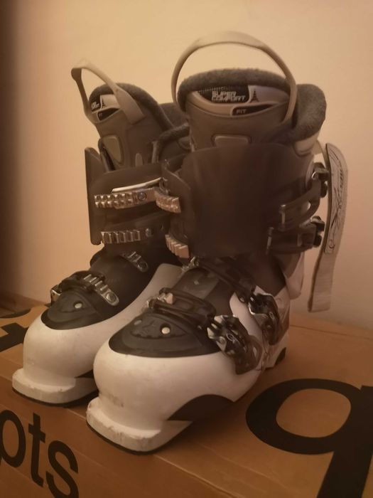 Clapari schi Atomic Super Comfort Fit cu sistem incalzire, mar 26.5-27