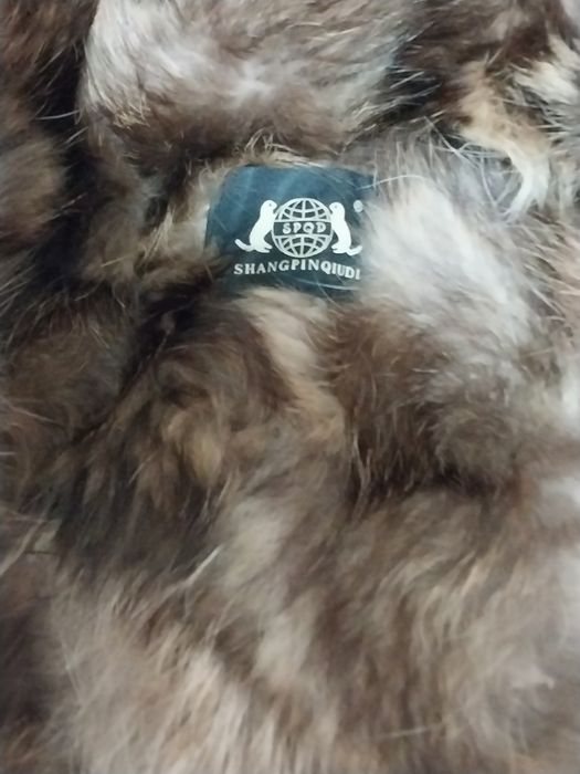 Продам парку натуральную