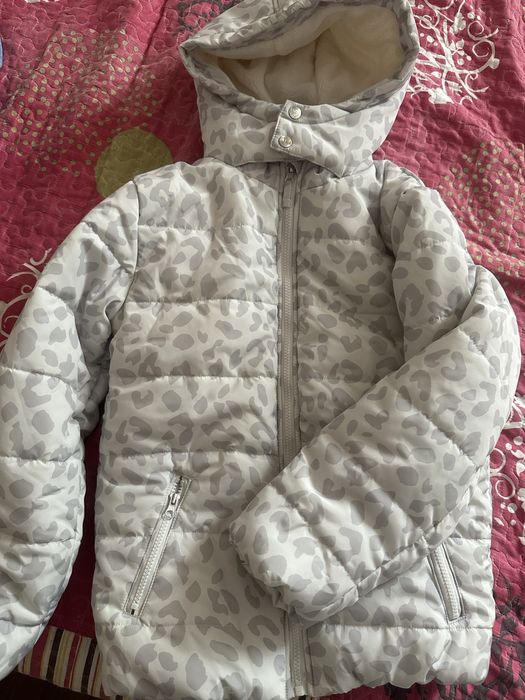 С этикеткой, новая