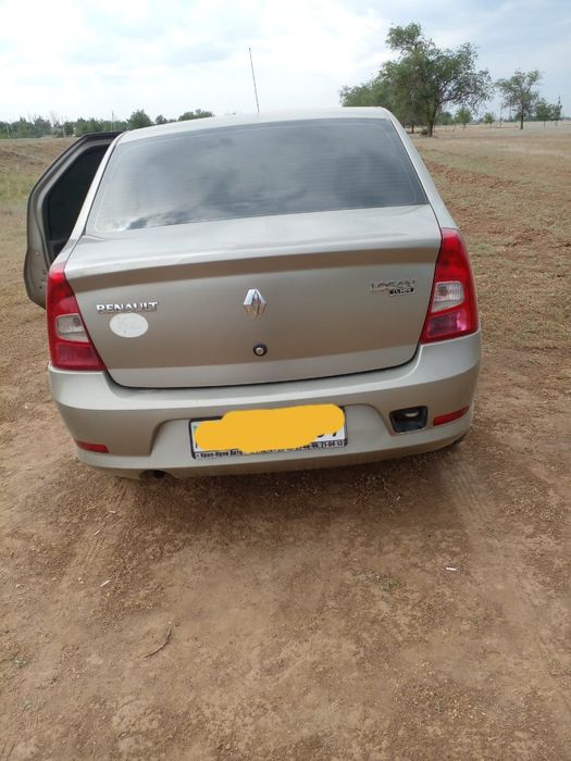 Продам автомашину Renault logan