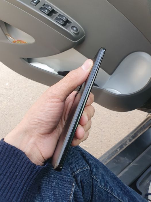 Galaxy S21 Ultra 5G 12/256Gb продам