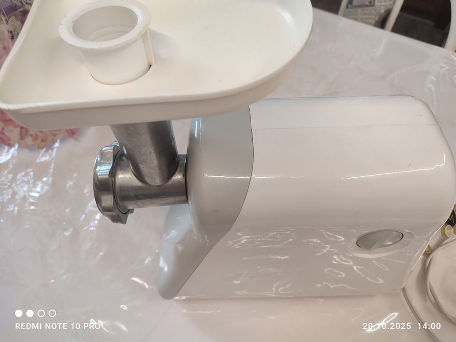 Продам на запчасти электро мясорубка Ротор Дива.