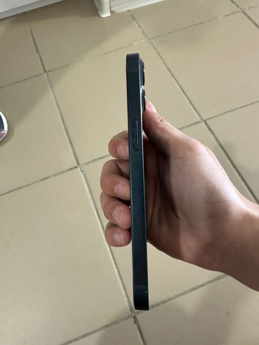 iPhone 13 128 гб .