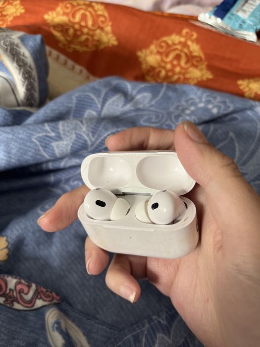 AirPods Pro.