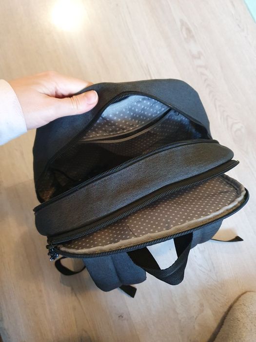 Раница тъмносива