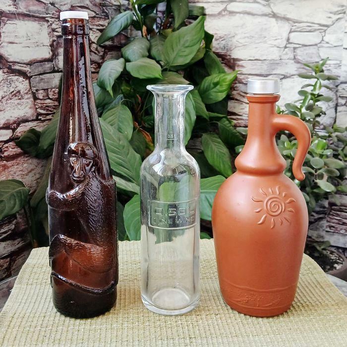 Стари стъклени шишета