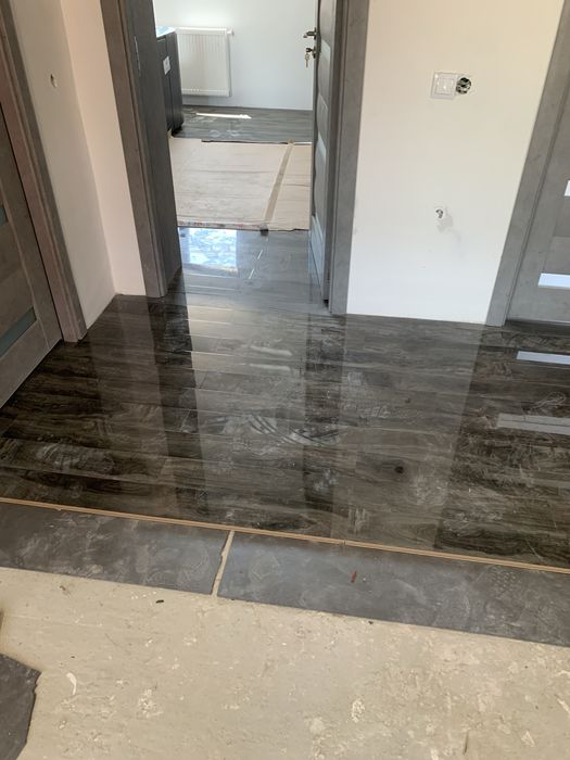 Zugrav glet lavabil glafuri parchet .