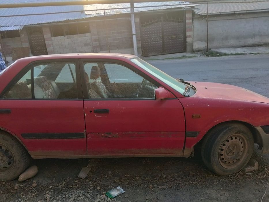 Продам мазду по запчастям