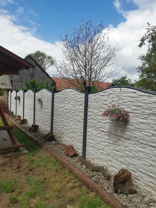 Gard beton plăci și stâlp Vulcan