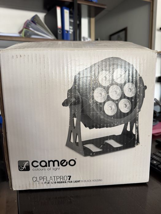 Vând Cameo CLPFLATPRO7 – Proiector LED PAR Profesional RGBWA PRODUS NOU